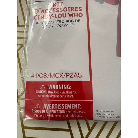 CINDY LOU WHO Accessory Kit 4 Pieces New - Picture 2 of 4